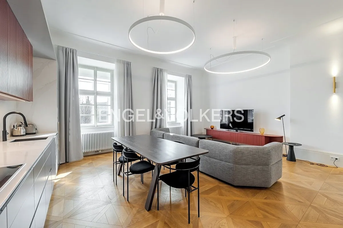 Pronájem bytu 2+kk 88 m²